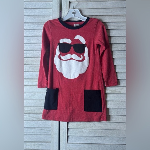 Red Santa Graphic Kids Shirt by Urban Smalls. Size 4. Great Condition - Picture 1 of 6